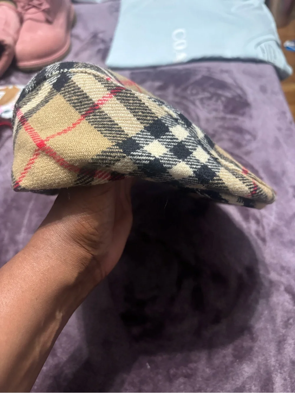 Burberry Vintage Check Flat Cap in Beige, Black & Red